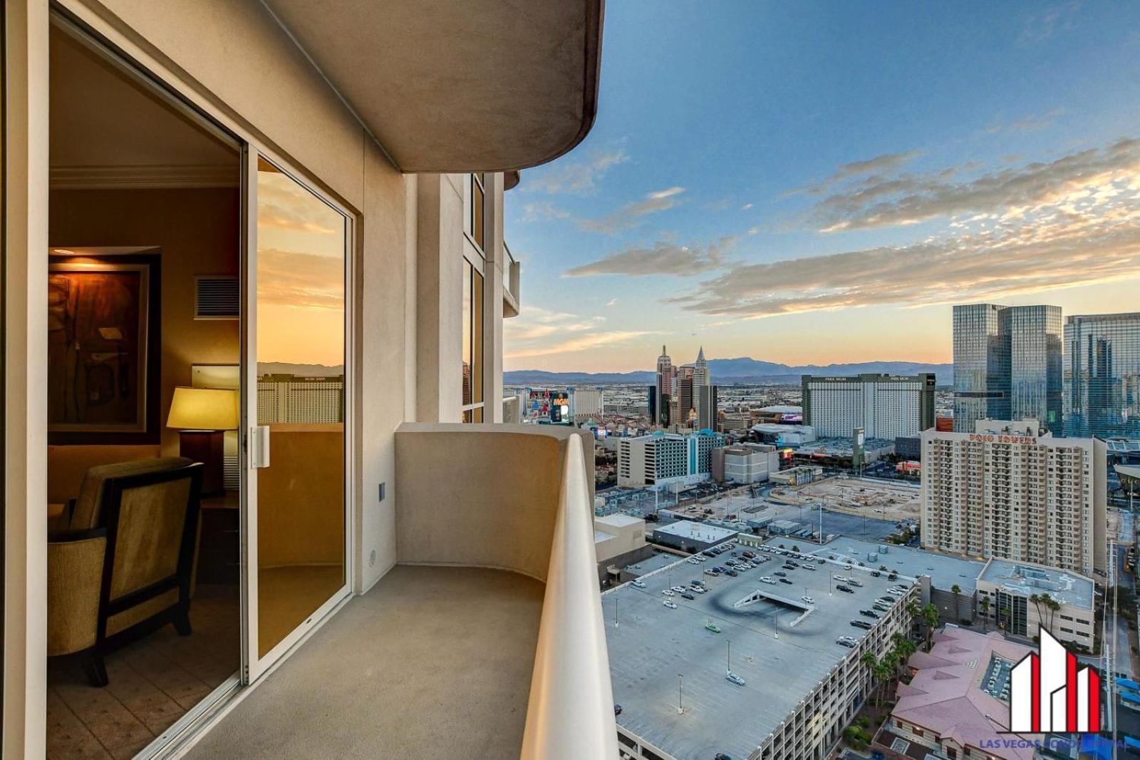 Mgm Signature-30-705 F1 Track & Strip View Balcony Las Vegas Extérieur photo