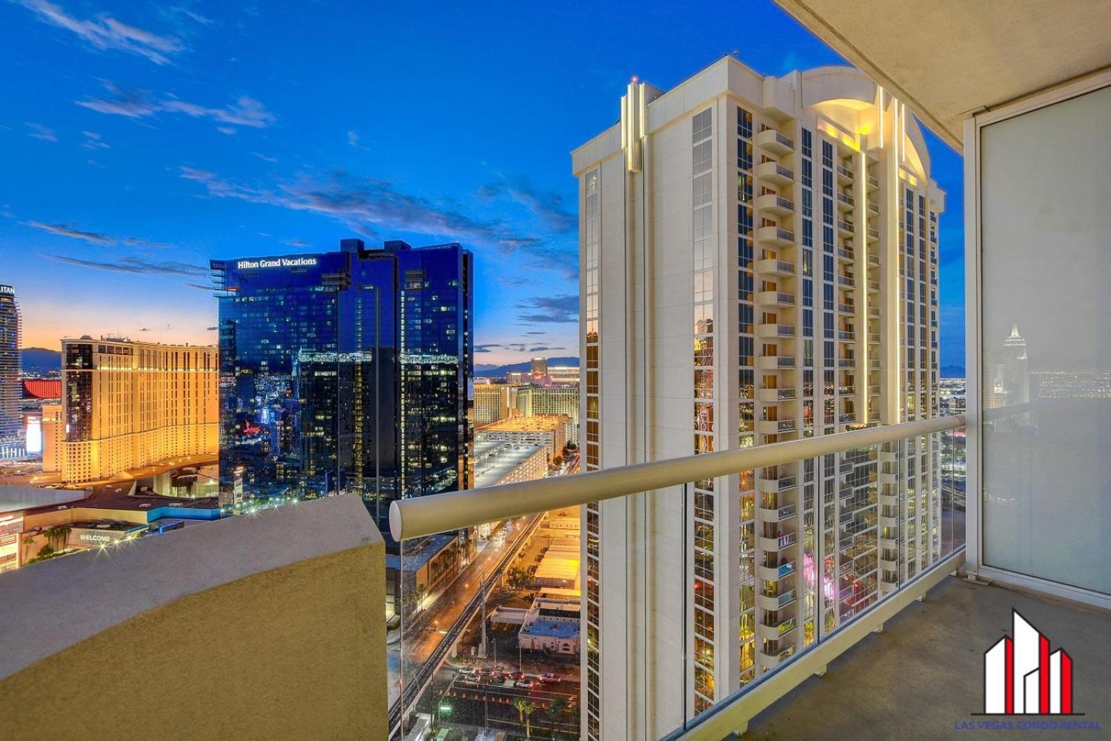 Mgm Signature-30-705 F1 Track & Strip View Balcony Las Vegas Extérieur photo
